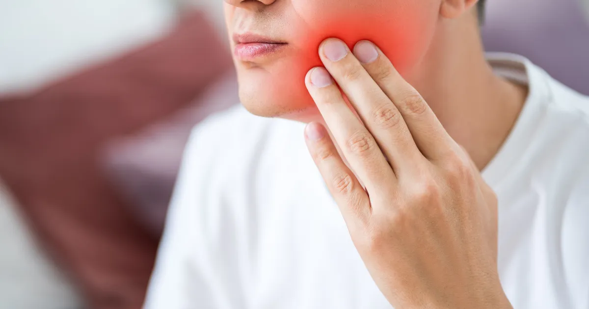 親知らず抜歯後の一般的な症状