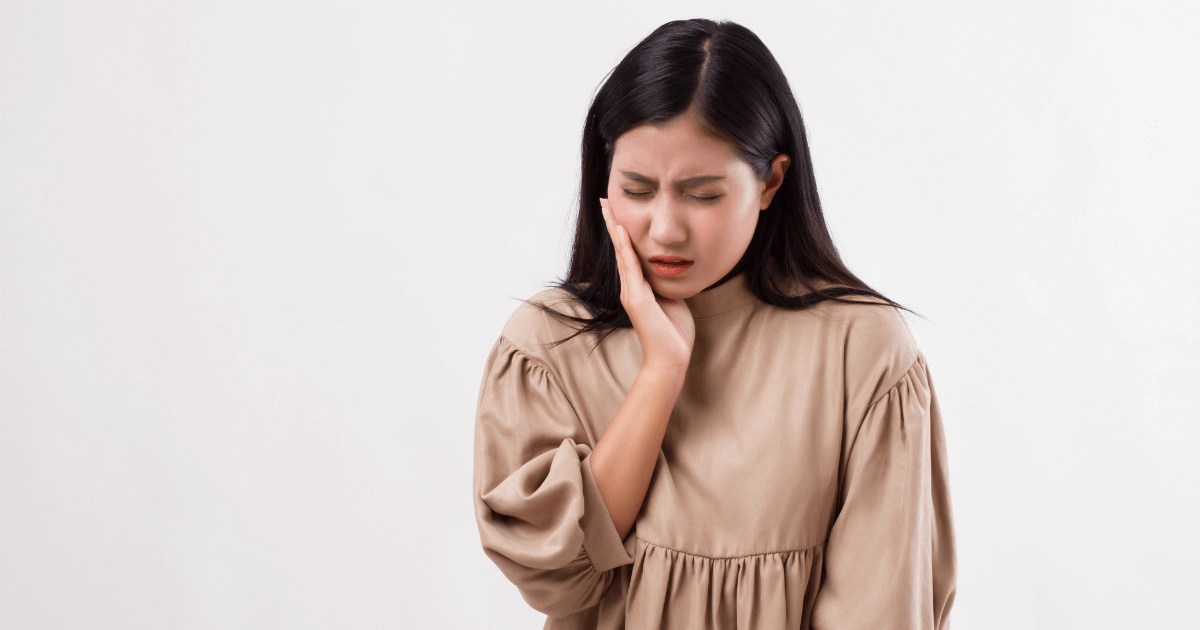 夜になると歯が痛む原因とは？3つの理由と注意すべき習慣